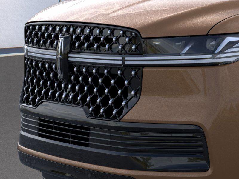 new 2025 Lincoln Navigator car, priced at $120,590