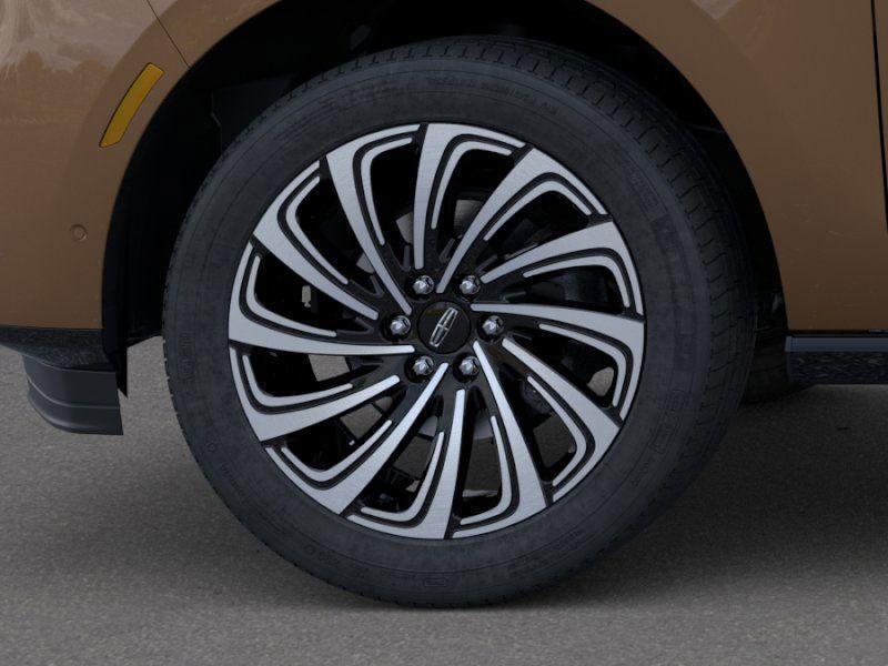 new 2025 Lincoln Navigator car, priced at $120,590