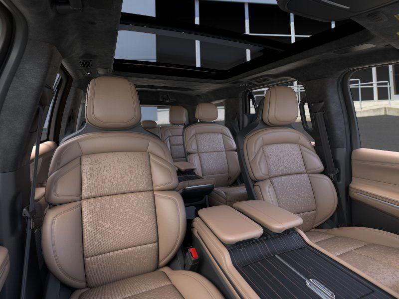 new 2025 Lincoln Navigator car, priced at $120,590