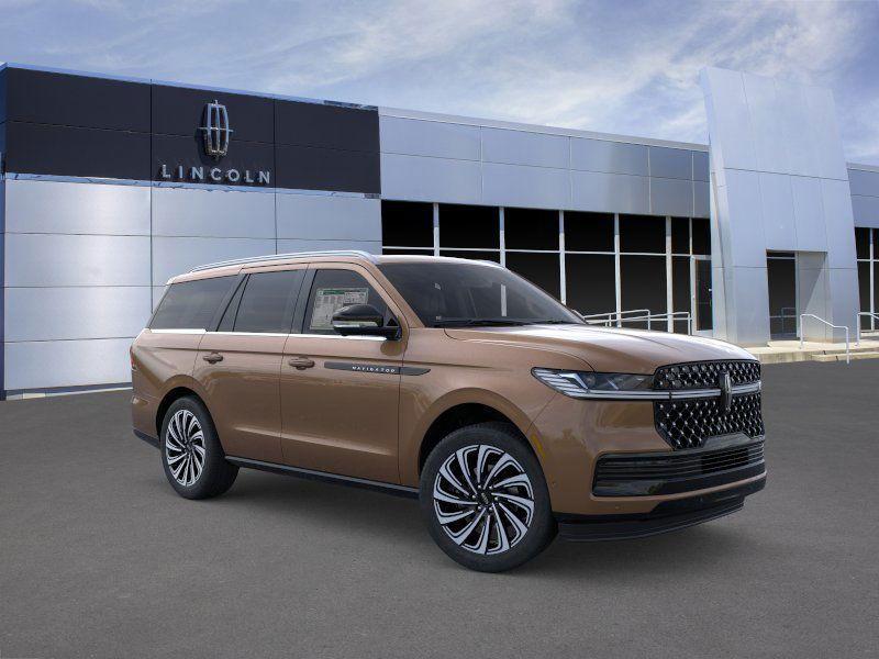 new 2025 Lincoln Navigator car, priced at $120,590