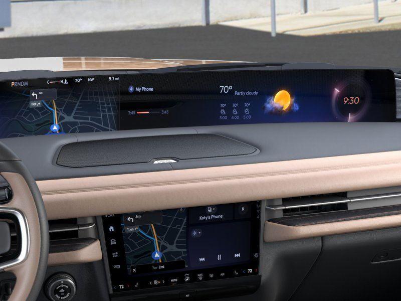 new 2025 Lincoln Navigator car, priced at $120,590