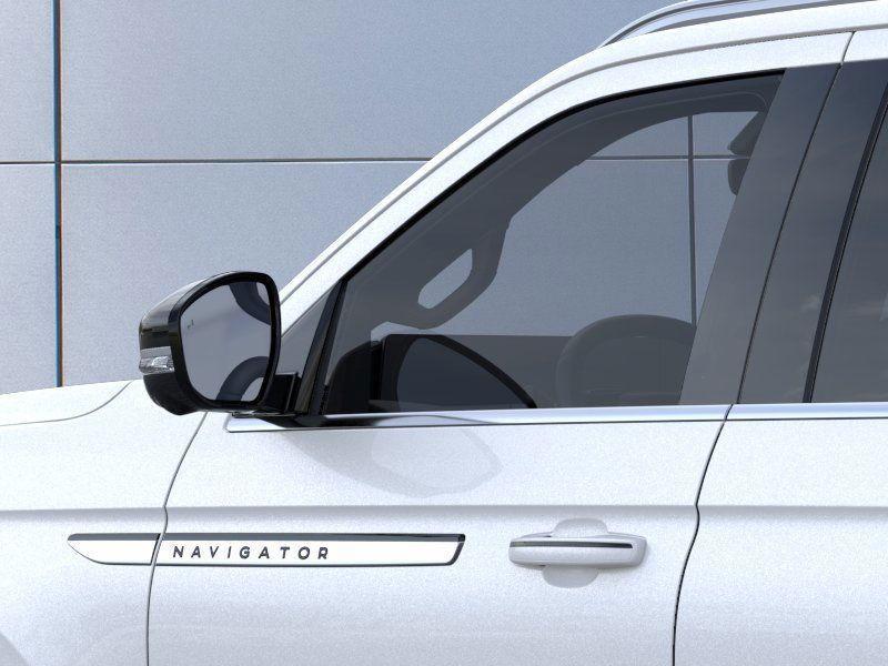 new 2025 Lincoln Navigator L car, priced at $109,825