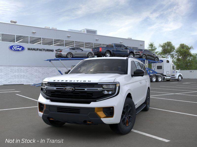 new 2025 Ford Expedition car, priced at $84,020