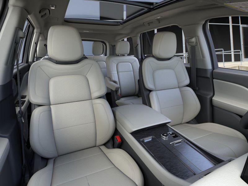 new 2025 Lincoln Aviator car, priced at $80,550