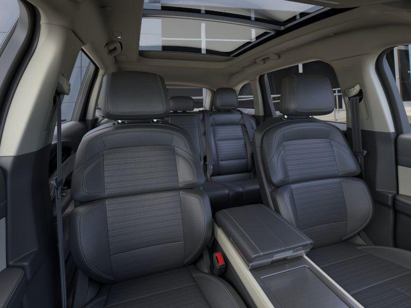 new 2025 Lincoln Nautilus car, priced at $66,910