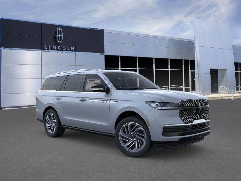 new 2025 Lincoln Navigator car, priced at $102,740