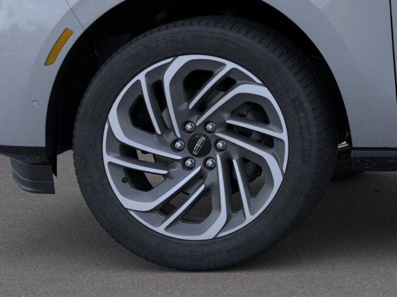 new 2025 Lincoln Navigator car, priced at $98,740