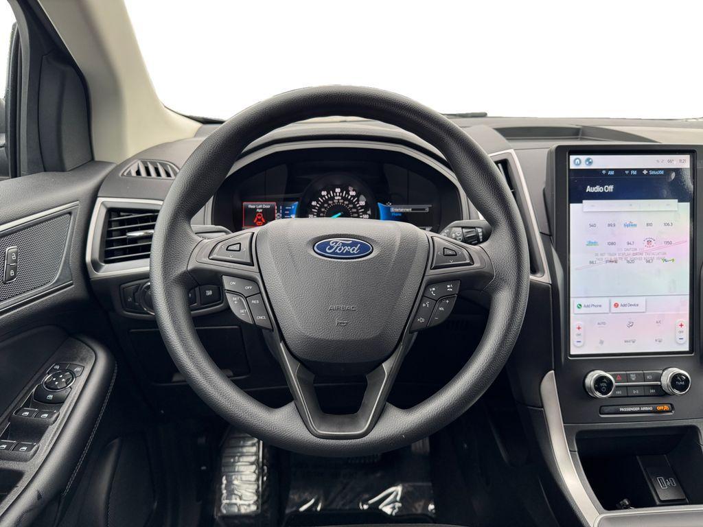 used 2024 Ford Edge car, priced at $31,297