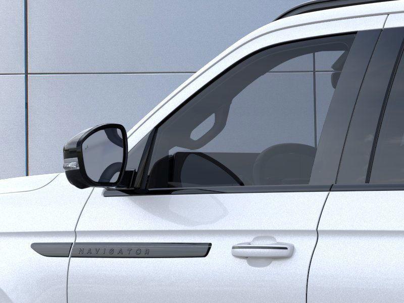 new 2025 Lincoln Navigator L car, priced at $109,830