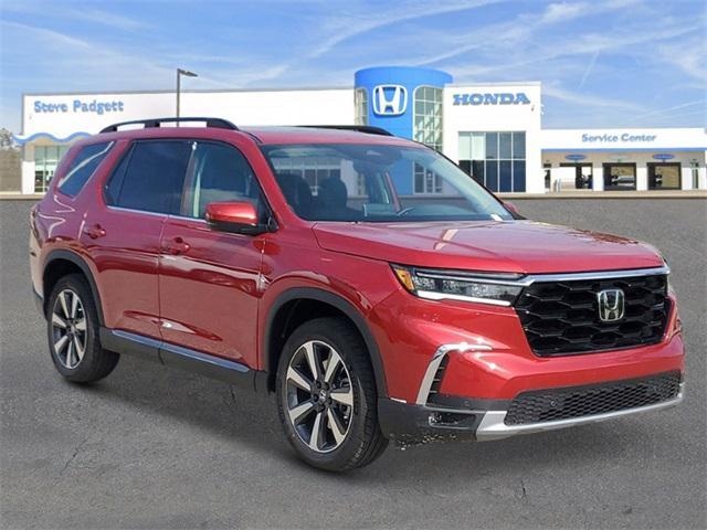 new 2025 Honda Pilot car, priced at $49,405
