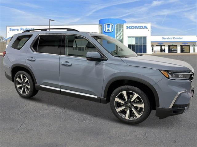 new 2025 Honda Pilot car, priced at $47,818