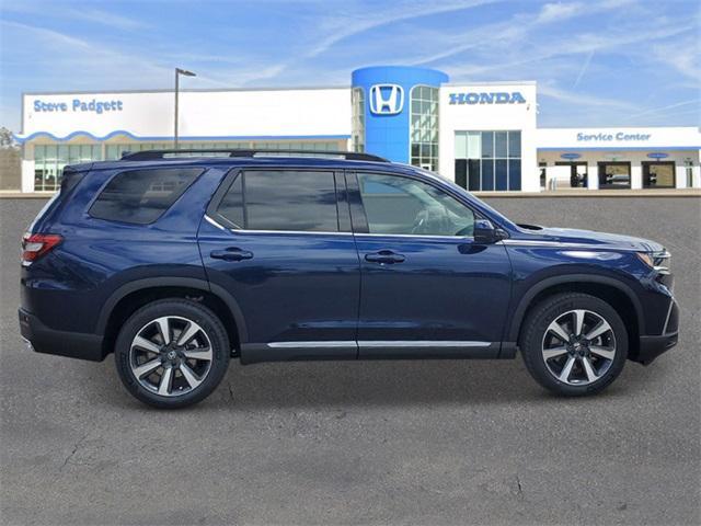 new 2025 Honda Pilot car, priced at $45,408