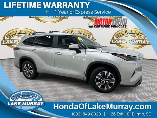 used 2023 Toyota Highlander car, priced at $39,717