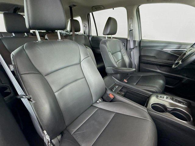 used 2022 Honda Pilot car, priced at $32,200