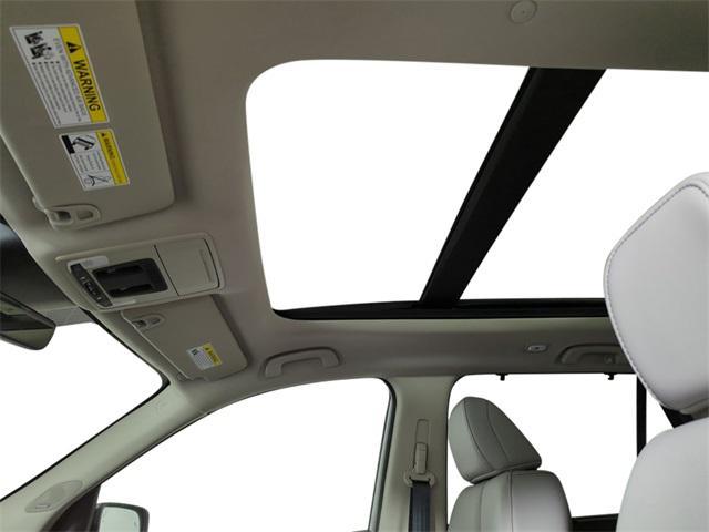 new 2025 Honda Pilot car, priced at $49,236