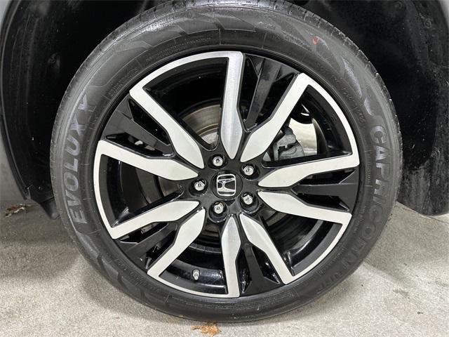 used 2022 Honda Pilot car, priced at $33,000