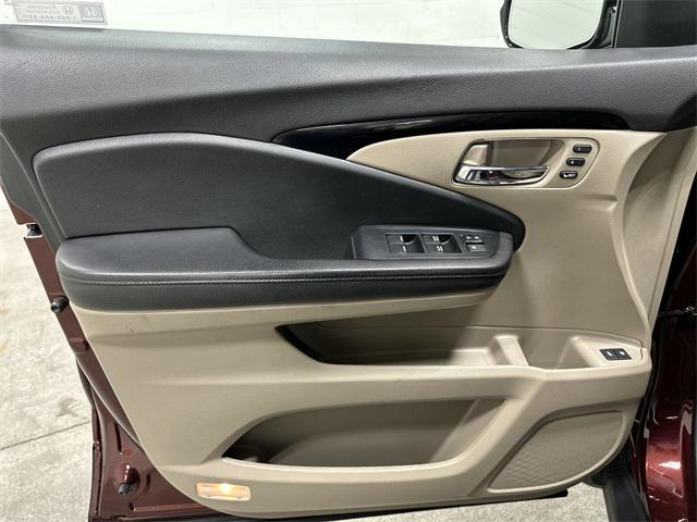 used 2022 Honda Pilot car, priced at $33,000