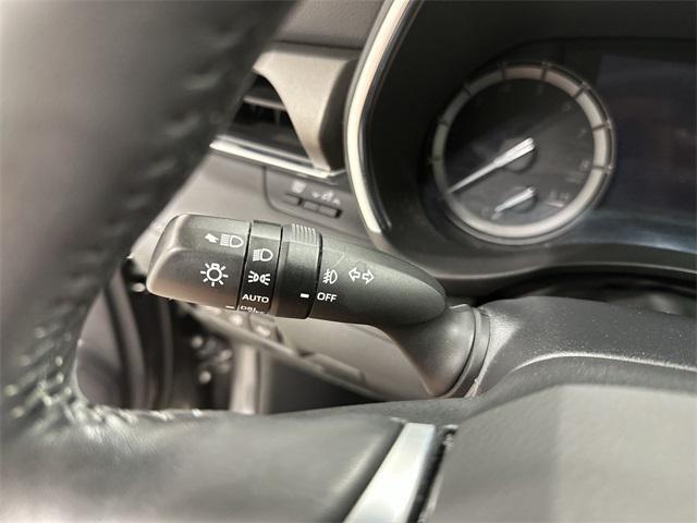 used 2021 Toyota Highlander car, priced at $38,897
