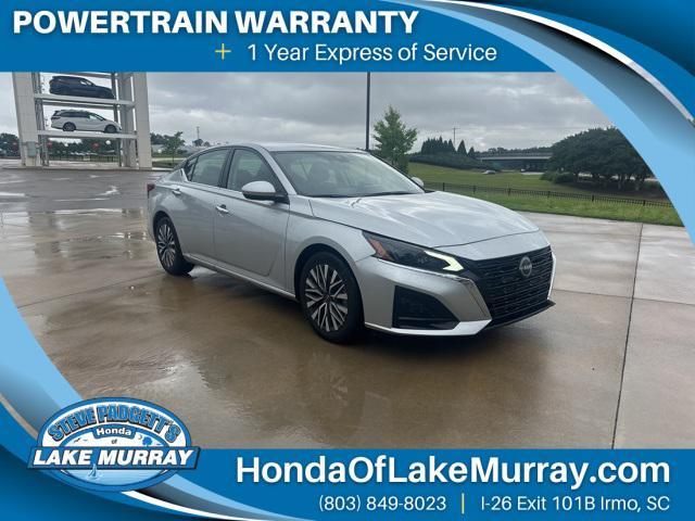 used 2023 Nissan Altima car, priced at $21,000