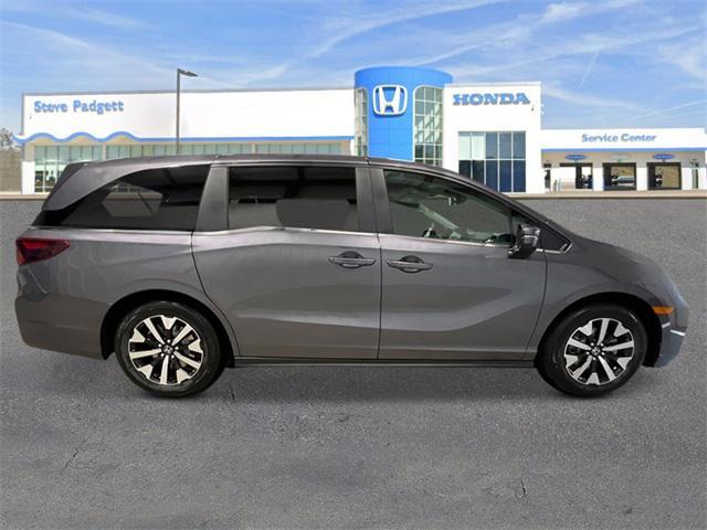 new 2026 Honda Odyssey car, priced at $43,040