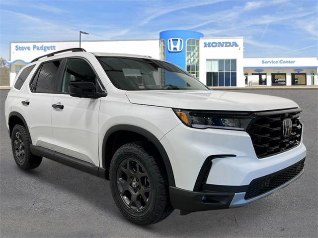 new 2025 Honda Pilot car, priced at $48,329