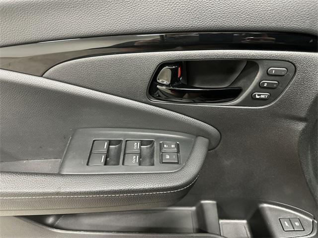 used 2022 Honda Passport car, priced at $31,997