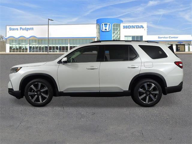 new 2025 Honda Pilot car, priced at $52,280