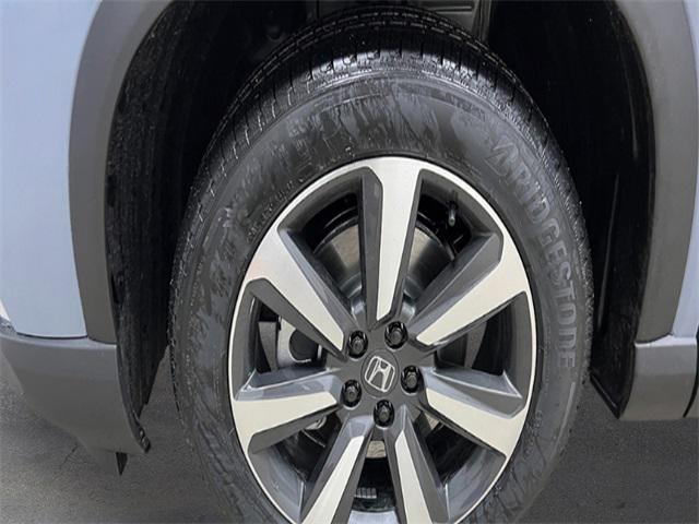new 2025 Honda Pilot car, priced at $48,365