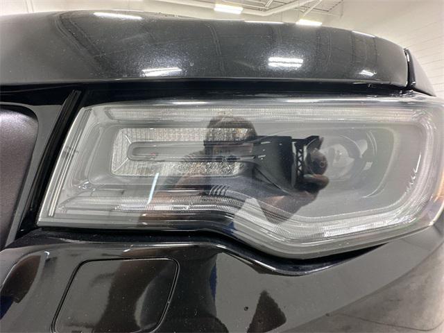 used 2019 Jeep Grand Cherokee car, priced at $24,247