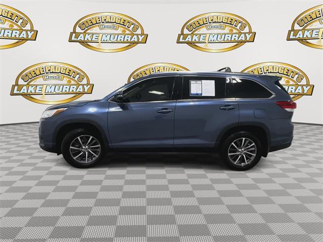 used 2019 Toyota Highlander car, priced at $26,847