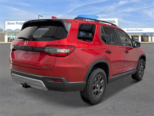 new 2025 Honda Pilot car, priced at $48,689