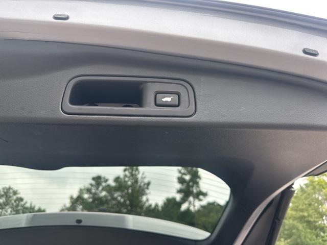 used 2022 Honda Pilot car, priced at $35,997