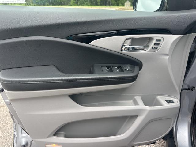 used 2022 Honda Pilot car, priced at $35,997