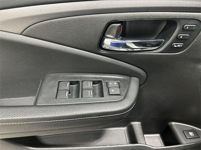 used 2022 Honda Ridgeline car, priced at $33,153