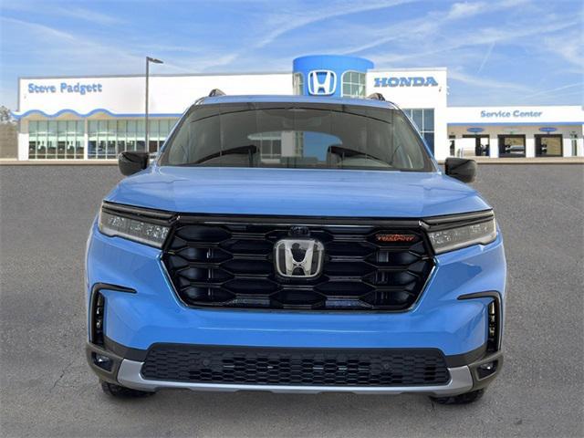 new 2025 Honda Pilot car, priced at $48,734