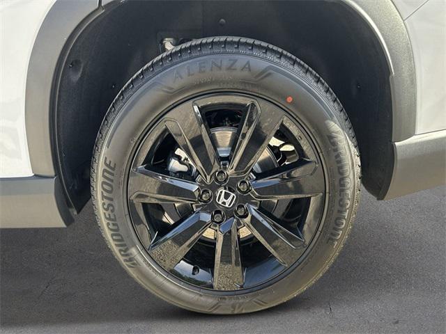 new 2025 Honda Pilot car, priced at $53,007