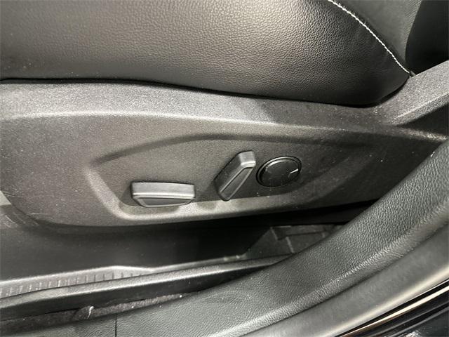 used 2023 Ford Edge car, priced at $29,907
