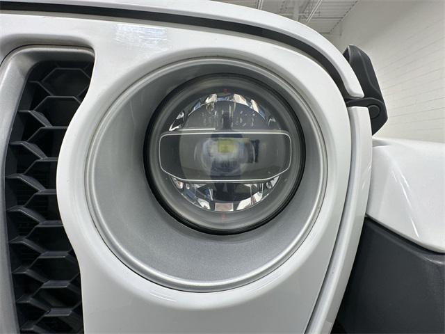 used 2020 Jeep Gladiator car, priced at $30,135