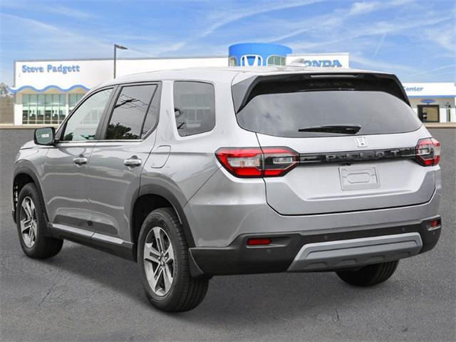 new 2025 Honda Pilot car, priced at $42,368
