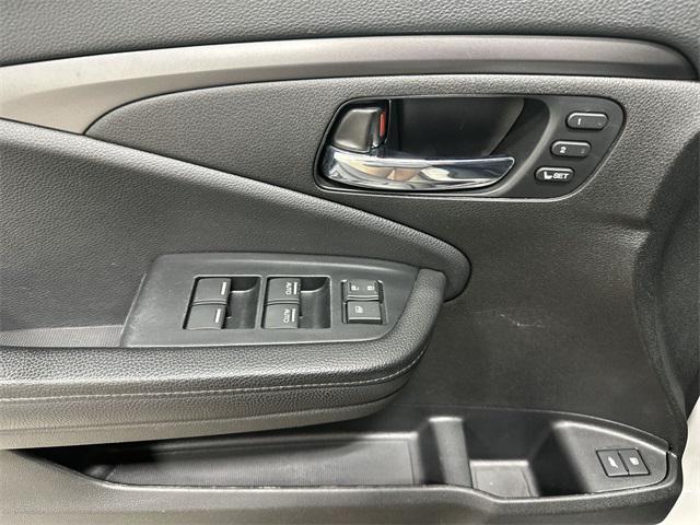 used 2022 Honda Pilot car, priced at $32,645