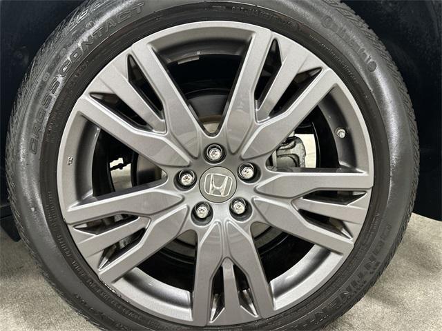 used 2022 Honda Pilot car, priced at $28,727