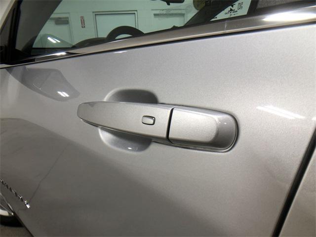 used 2022 Chevrolet Equinox car, priced at $18,900