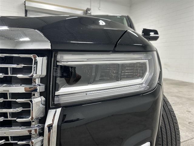 used 2022 GMC Acadia car, priced at $34,000