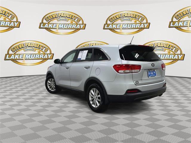 used 2018 Kia Sorento car, priced at $12,625