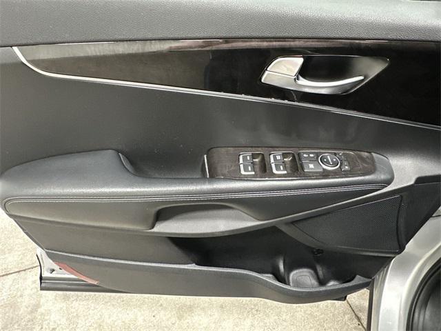 used 2018 Kia Sorento car, priced at $12,625