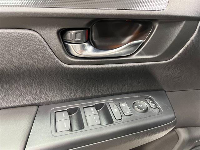 new 2026 Honda CR-V Hybrid car, priced at $40,195