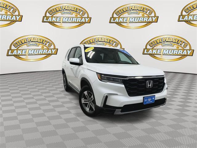 used 2025 Honda Pilot car, priced at $43,802