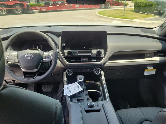 new 2025 Toyota Grand Highlander car, priced at $58,887