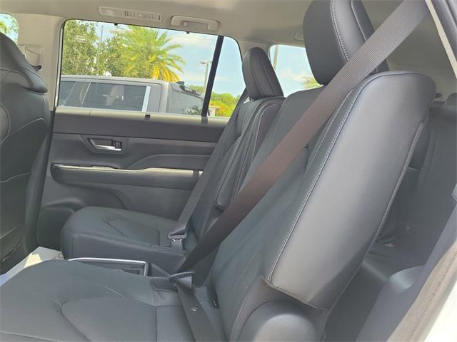 new 2025 Toyota Grand Highlander car, priced at $58,887
