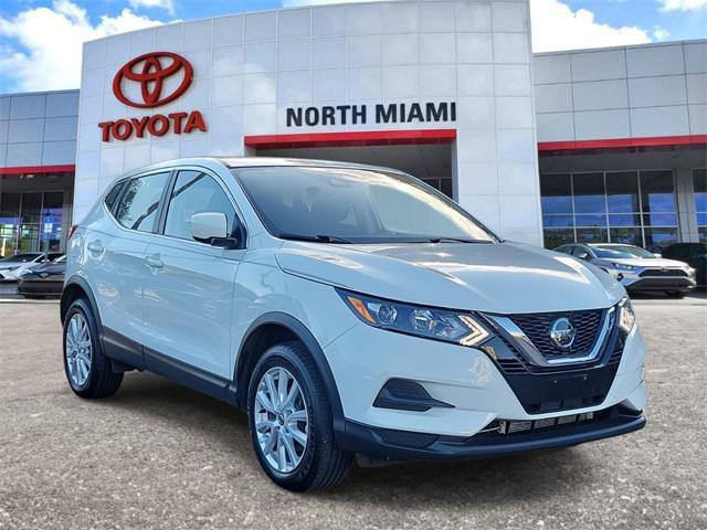 used 2022 Nissan Rogue Sport car, priced at $15,996